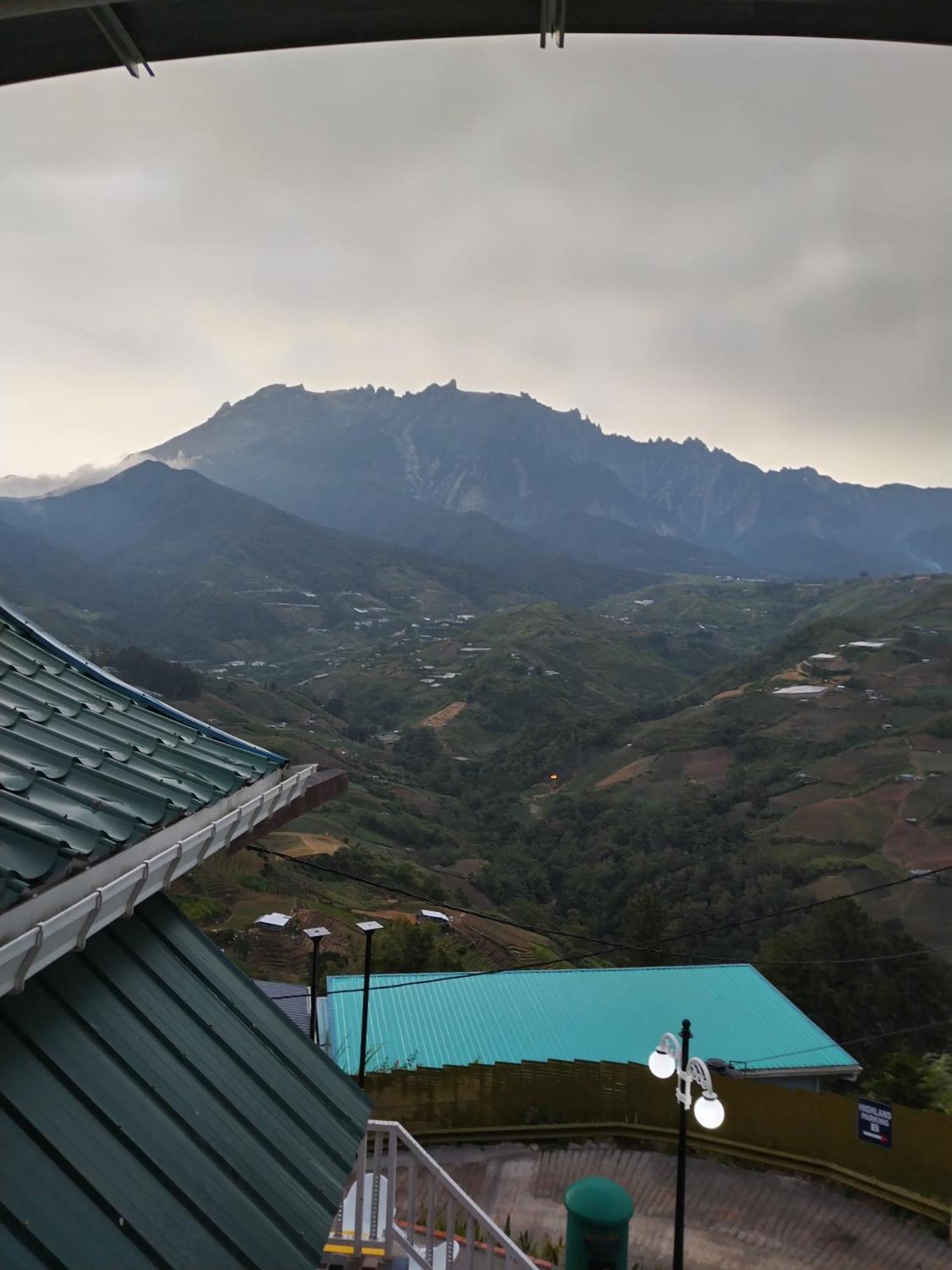 Highland Homestay Kundasang Ranau Esterno foto
